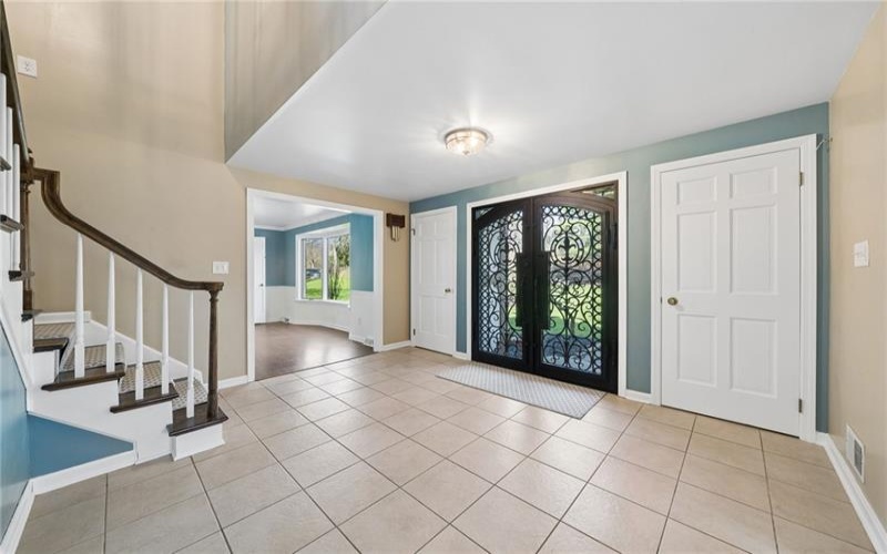 153 Oakwood Road, McMurray, 15317, 4 Bedrooms Bedrooms, 12 Rooms Rooms,3.1 BathroomsBathrooms,Residential,For Sale,Oakwood Road,1753040