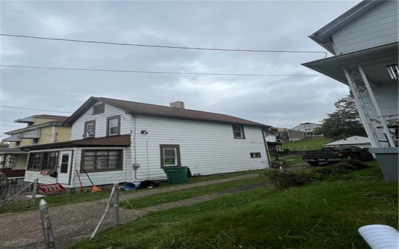 924 Locust Avenue, Monessen, 15062, 2 Bedrooms Bedrooms, ,1 BathroomBathrooms,Residential,For Sale,Locust Avenue,1753044