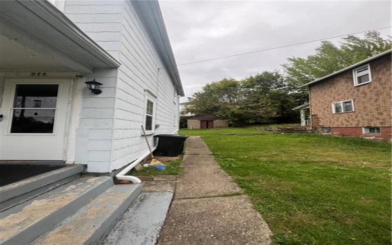 928 Locust Avenue, Monessen, 15062, 2 Bedrooms Bedrooms, ,1 BathroomBathrooms,Residential,For Sale,Locust Avenue,1753051