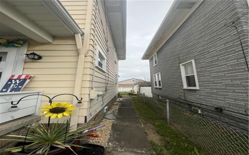 1008 Athalia Avenue, Monessen, 15062, 2 Bedrooms Bedrooms, ,1 BathroomBathrooms,Residential,For Sale,Athalia Avenue,1753062