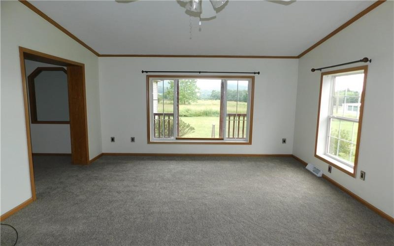 140 Firestone Road, Smithfield, 15478, 3 Bedrooms Bedrooms, 8 Rooms Rooms,3 BathroomsBathrooms,Residential,For Sale,Firestone Road,1710750