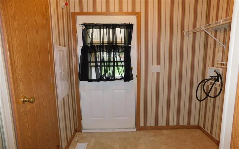 140 Firestone Road, Smithfield, 15478, 3 Bedrooms Bedrooms, 8 Rooms Rooms,3 BathroomsBathrooms,Residential,For Sale,Firestone Road,1710750