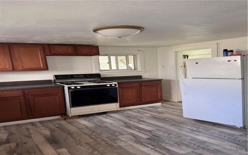 137 Sherman Ave, Vandergrift, 15690, 4 Bedrooms Bedrooms, 6 Rooms Rooms,1.1 BathroomsBathrooms,Residential,For Sale,Sherman Ave,1717769