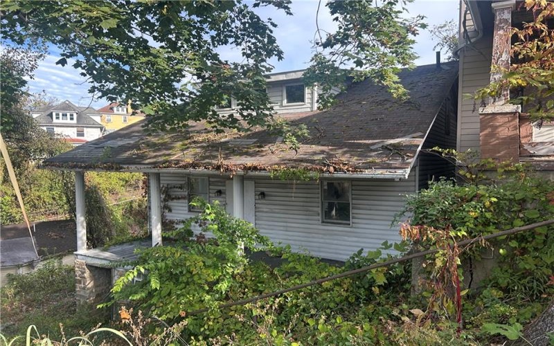 203 Wood St, Belle Vernon, 15012, 3 Bedrooms Bedrooms, ,1 BathroomBathrooms,Residential,For Sale,Wood St,1727119