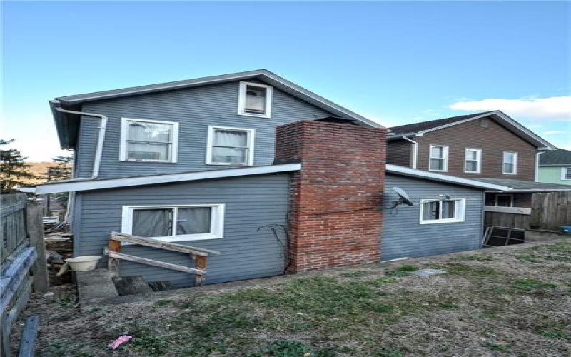 819 Lincoln Ave, Charleroi, 15022, 3 Bedrooms Bedrooms, ,2 BathroomsBathrooms,Residential,For Sale,Lincoln Ave,1732991