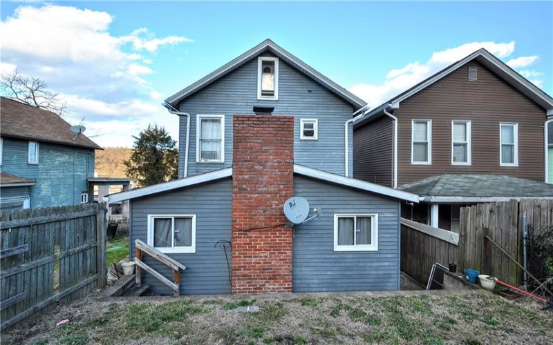819 Lincoln Ave, Charleroi, 15022, 3 Bedrooms Bedrooms, ,2 BathroomsBathrooms,Residential,For Sale,Lincoln Ave,1732991