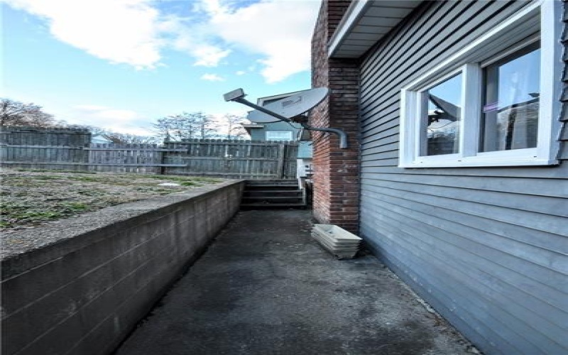 819 Lincoln Ave, Charleroi, 15022, 3 Bedrooms Bedrooms, ,2 BathroomsBathrooms,Residential,For Sale,Lincoln Ave,1732991