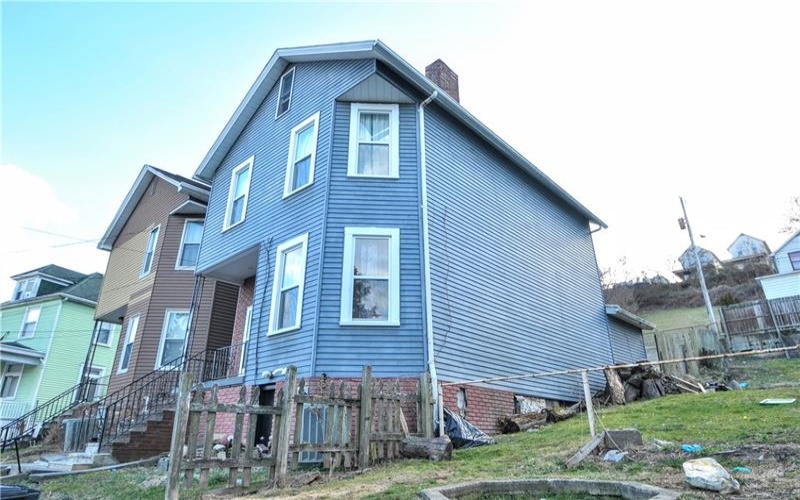 819 Lincoln Ave, Charleroi, 15022, 3 Bedrooms Bedrooms, ,2 BathroomsBathrooms,Residential,For Sale,Lincoln Ave,1732991