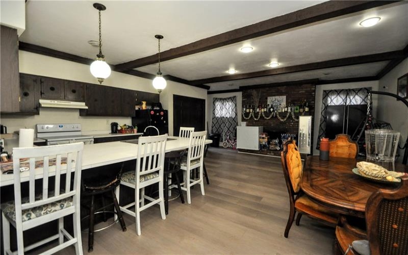 819 Lincoln Ave, Charleroi, 15022, 3 Bedrooms Bedrooms, ,2 BathroomsBathrooms,Residential,For Sale,Lincoln Ave,1732991