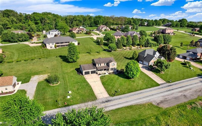 774 Vernon Dr, Rostraver Township, 15012, 4 Bedrooms Bedrooms, 8 Rooms Rooms,2.2 BathroomsBathrooms,Residential,For Sale,Vernon Dr,1744702