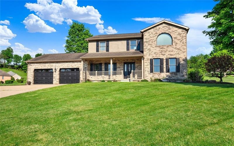 774 Vernon Dr, Rostraver Township, 15012, 4 Bedrooms Bedrooms, 8 Rooms Rooms,2.2 BathroomsBathrooms,Residential,For Sale,Vernon Dr,1744702