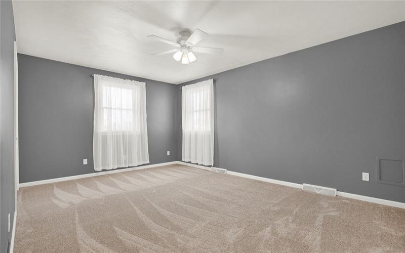 774 Vernon Dr, Rostraver Township, 15012, 4 Bedrooms Bedrooms, 8 Rooms Rooms,2.2 BathroomsBathrooms,Residential,For Sale,Vernon Dr,1744702