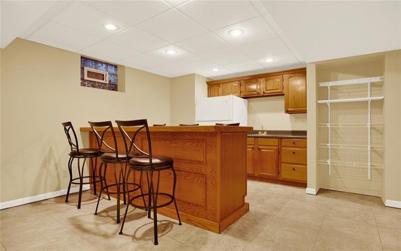 774 Vernon Dr, Rostraver Township, 15012, 4 Bedrooms Bedrooms, 8 Rooms Rooms,2.2 BathroomsBathrooms,Residential,For Sale,Vernon Dr,1744702