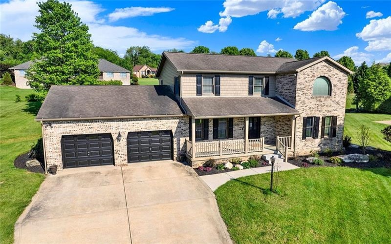 774 Vernon Dr, Rostraver Township, 15012, 4 Bedrooms Bedrooms, 8 Rooms Rooms,2.2 BathroomsBathrooms,Residential,For Sale,Vernon Dr,1744702