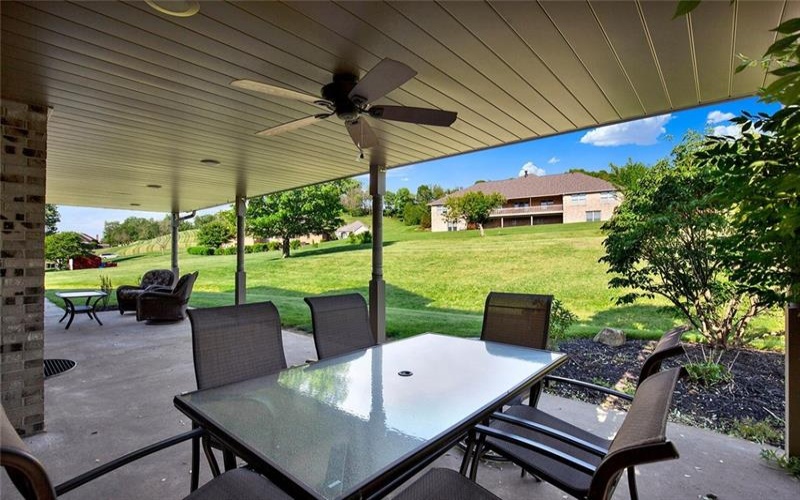 774 Vernon Dr, Rostraver Township, 15012, 4 Bedrooms Bedrooms, 8 Rooms Rooms,2.2 BathroomsBathrooms,Residential,For Sale,Vernon Dr,1744702