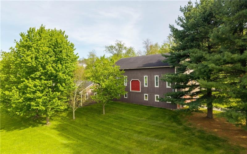 571 West McMurray, Canonsburg, 15317, 6 Bedrooms Bedrooms, 13 Rooms Rooms,5.1 BathroomsBathrooms,Residential,For Sale,West McMurray,1752935