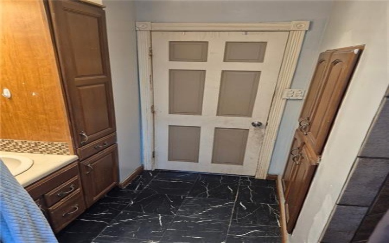 1013 Henry St, Rostraver Township, 15012, 4 Bedrooms Bedrooms, ,1 BathroomBathrooms,Residential,For Sale,Henry St,1752944