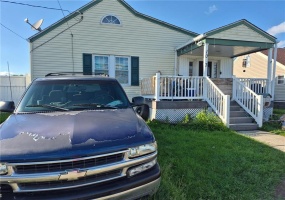 1013 Henry St, Rostraver Township, 15012, 4 Bedrooms Bedrooms, ,1 BathroomBathrooms,Residential,For Sale,Henry St,1752944