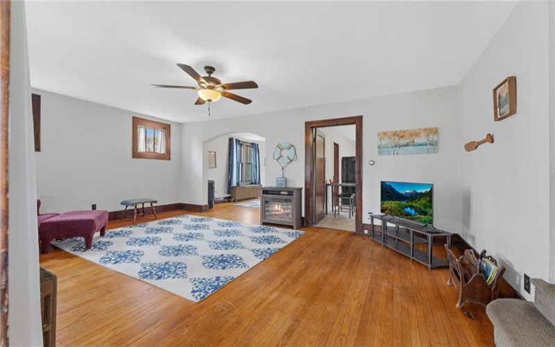 822 Main Street, Addison, 15411, 2 Bedrooms Bedrooms, 6 Rooms Rooms,1 BathroomBathrooms,Residential,For Sale,Main Street,1753042