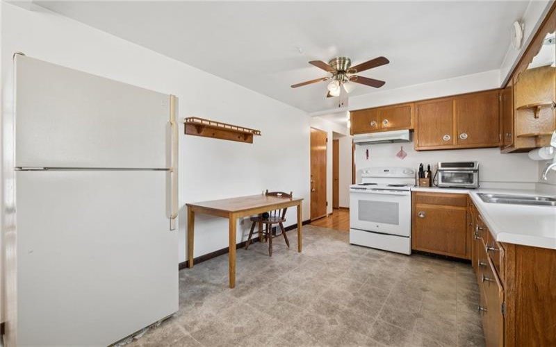 324 Grove Dr, New Kensington, 15068, 3 Bedrooms Bedrooms, ,2 BathroomsBathrooms,Residential,For Sale,Grove Dr,1753085
