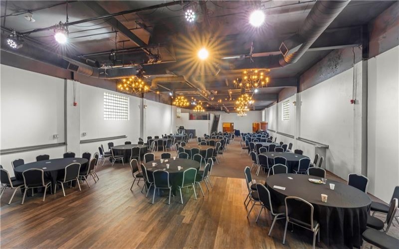 19 Main St, Washington, 15301, ,Commercial-industrial-business,For Sale,Main St,1753138