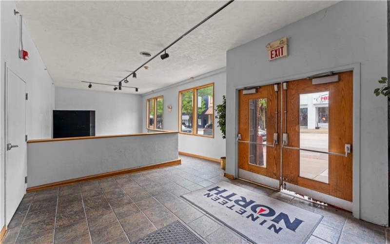 19 Main St, Washington, 15301, ,Commercial-industrial-business,For Sale,Main St,1753138