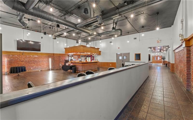 19 Main St, Washington, 15301, ,Commercial-industrial-business,For Sale,Main St,1753138
