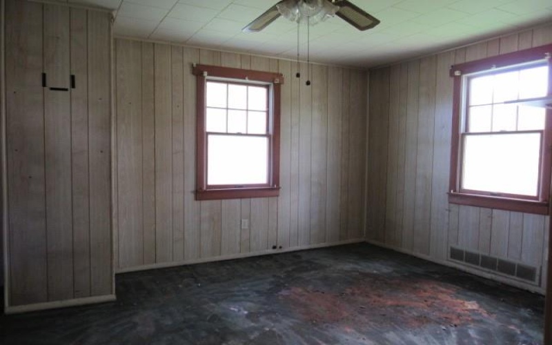 1052 Eighty Eight Road, Rices Landing, 15357, 3 Bedrooms Bedrooms, 5 Rooms Rooms,1.1 BathroomsBathrooms,Residential,For Sale,Eighty Eight Road,1753165