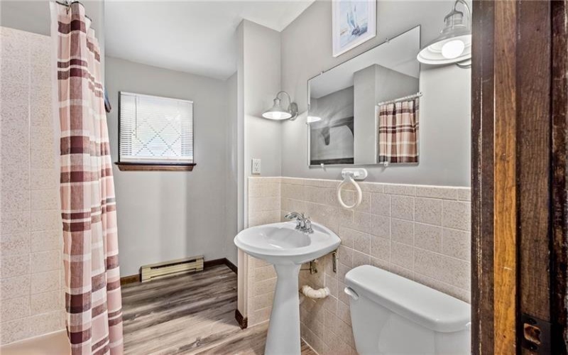 37 Webb Drive, Washington, 15301, 3 Bedrooms Bedrooms, 7 Rooms Rooms,1.1 BathroomsBathrooms,Residential,For Sale,Webb Drive,1753106