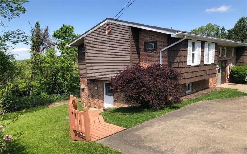 37 Webb Drive, Washington, 15301, 3 Bedrooms Bedrooms, 7 Rooms Rooms,1.1 BathroomsBathrooms,Residential,For Sale,Webb Drive,1753106