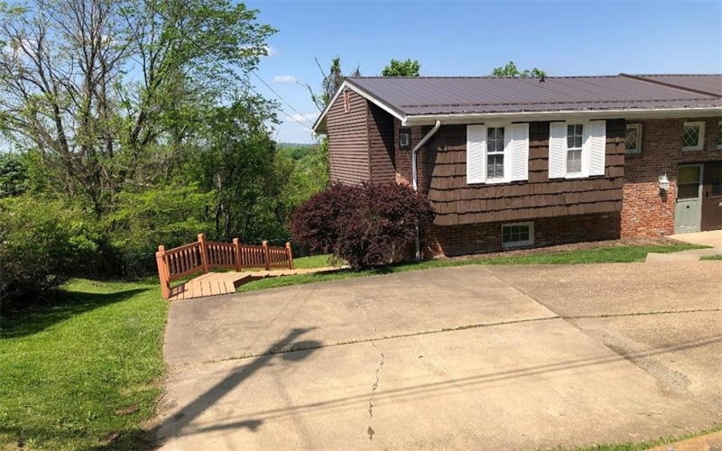 37 Webb Drive, Washington, 15301, 3 Bedrooms Bedrooms, 7 Rooms Rooms,1.1 BathroomsBathrooms,Residential,For Sale,Webb Drive,1753106