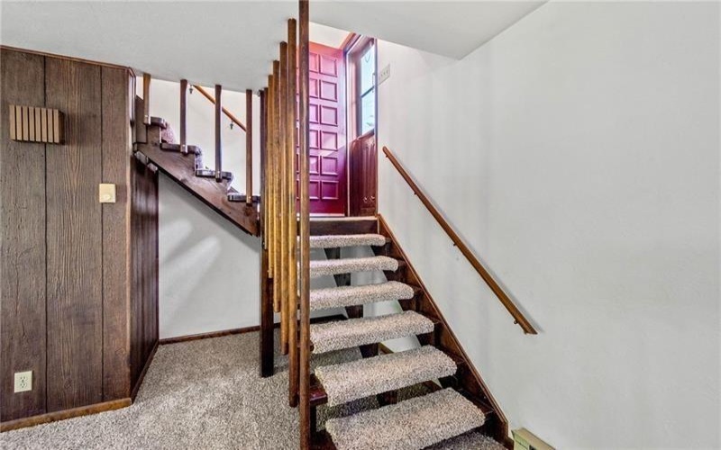 37 Webb Drive, Washington, 15301, 3 Bedrooms Bedrooms, 7 Rooms Rooms,1.1 BathroomsBathrooms,Residential,For Sale,Webb Drive,1753106