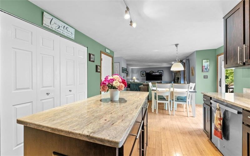 340 Dogwood Dr, Delmont, 15626, 4 Bedrooms Bedrooms, 9 Rooms Rooms,2.1 BathroomsBathrooms,Residential,For Sale,Dogwood Dr,1753142