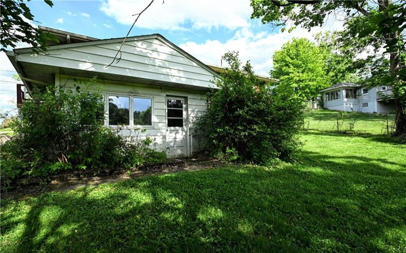 714 Maple Drive, Monongahela, 15063, 3 Bedrooms Bedrooms, 7 Rooms Rooms,1 BathroomBathrooms,Residential,For Sale,Maple Drive,1753243