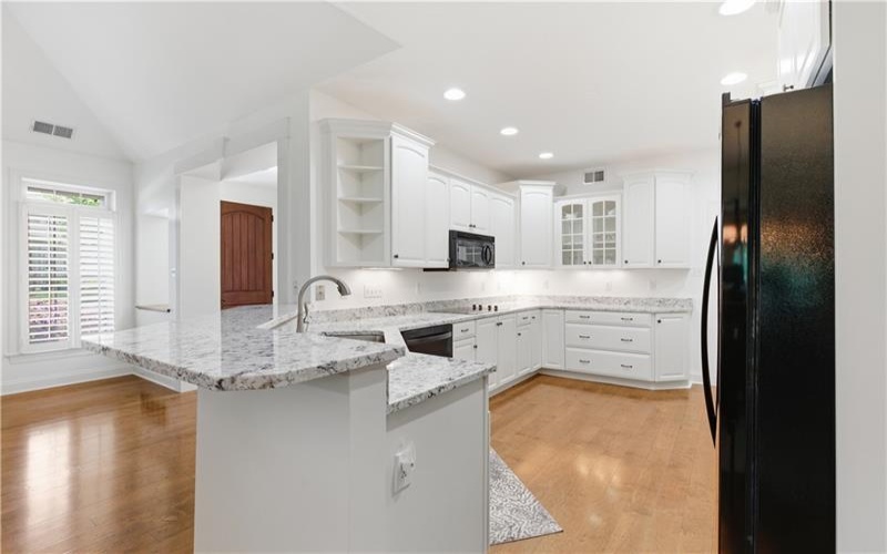 2009 Deacon Dr, Latrobe, 15650, 3 Bedrooms Bedrooms, 8 Rooms Rooms,3 BathroomsBathrooms,Residential,For Sale,Deacon Dr,1753261