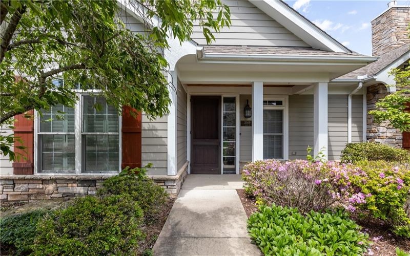 2009 Deacon Dr, Latrobe, 15650, 3 Bedrooms Bedrooms, 8 Rooms Rooms,3 BathroomsBathrooms,Residential,For Sale,Deacon Dr,1753261
