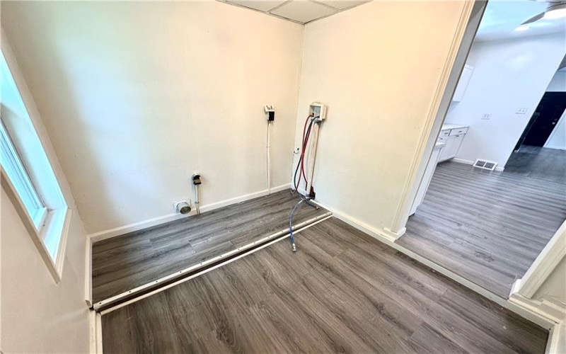 56 Evans Street, Uniontown, 15401, 4 Bedrooms Bedrooms, 9 Rooms Rooms,1.1 BathroomsBathrooms,Residential,For Sale,Evans Street,1753046