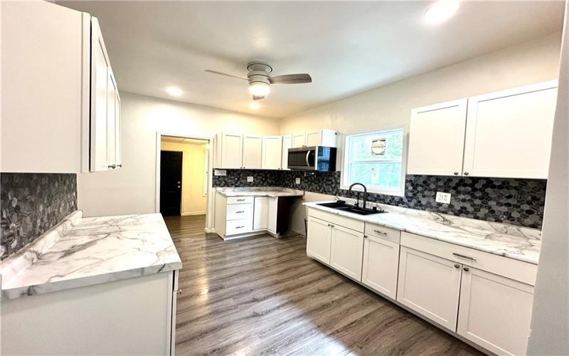 56 Evans Street, Uniontown, 15401, 4 Bedrooms Bedrooms, 9 Rooms Rooms,1.1 BathroomsBathrooms,Residential,For Sale,Evans Street,1753046