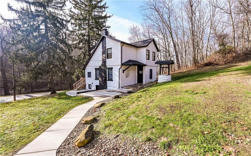 4263 State Route 136, Greensburg, 15601, 2 Bedrooms Bedrooms, 7 Rooms Rooms,1.1 BathroomsBathrooms,Residential,For Sale,State Route 136,1753095