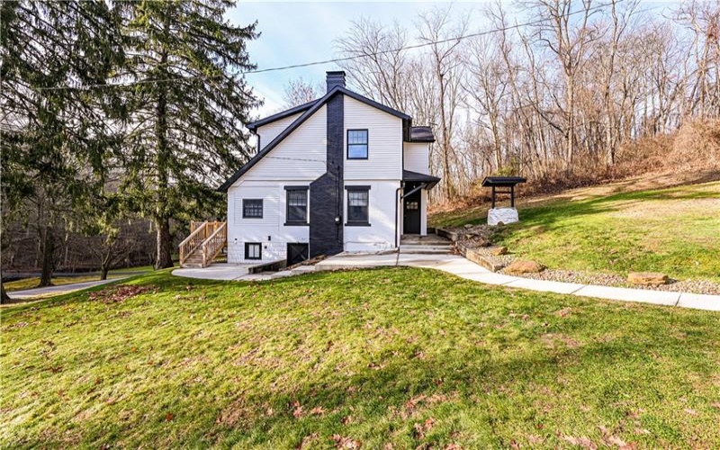 4263 State Route 136, Greensburg, 15601, 2 Bedrooms Bedrooms, 7 Rooms Rooms,1.1 BathroomsBathrooms,Residential,For Sale,State Route 136,1753095