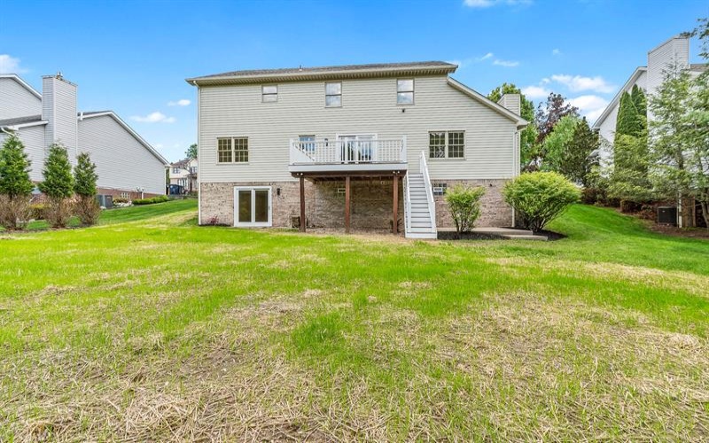 1045 Redoak DRIVE, Harrison City, 15636, 4 Bedrooms Bedrooms, 10 Rooms Rooms,2.1 BathroomsBathrooms,Residential,For Sale,Redoak,1753369