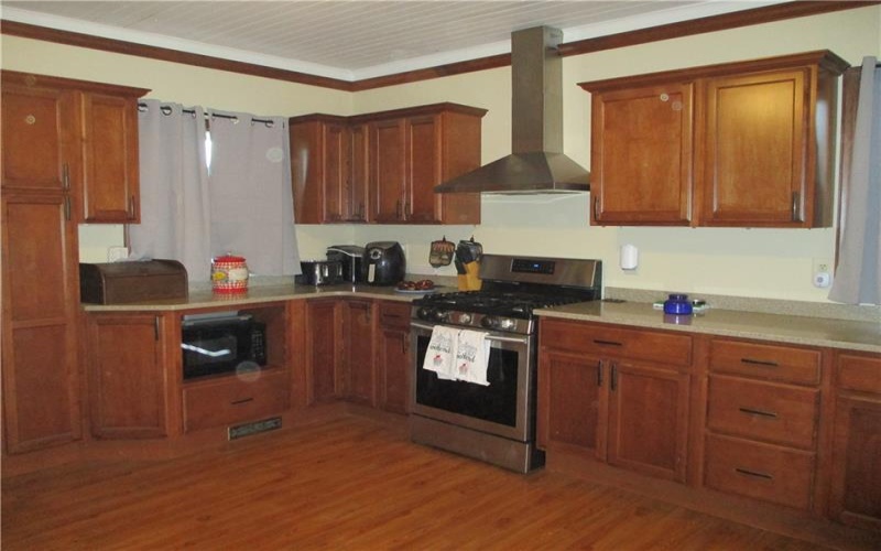 293 Hillcrest Dr, California, 15419, 3 Bedrooms Bedrooms, ,1.1 BathroomsBathrooms,Residential,For Sale,Hillcrest Dr,1753385