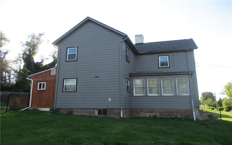 293 Hillcrest Dr, California, 15419, 3 Bedrooms Bedrooms, ,1.1 BathroomsBathrooms,Residential,For Sale,Hillcrest Dr,1753385