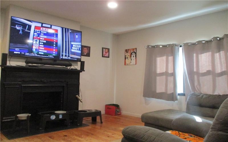 293 Hillcrest Dr, California, 15419, 3 Bedrooms Bedrooms, ,1.1 BathroomsBathrooms,Residential,For Sale,Hillcrest Dr,1753385