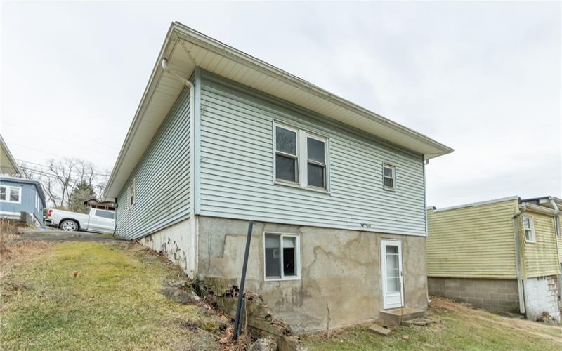 1183 Hill St, New Kensington, 15068, 2 Bedrooms Bedrooms, 5 Rooms Rooms,1.1 BathroomsBathrooms,Residential,For Sale,Hill St,1736916