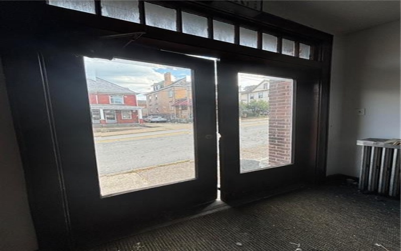 400 5th St, Charleroi, 15022, ,Commercial-industrial-business,For Sale,5th St,1753201
