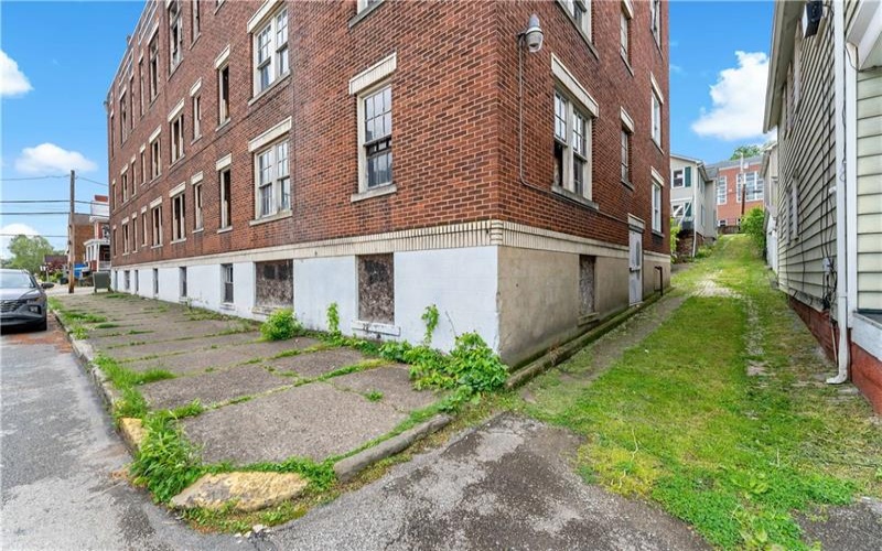 400 5th St, Charleroi, 15022, ,Commercial-industrial-business,For Sale,5th St,1753201