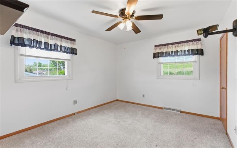 17 Martha Avenue, Jeannette, 15644, 3 Bedrooms Bedrooms, 6 Rooms Rooms,2 BathroomsBathrooms,Residential,For Sale,Martha Avenue,1753235
