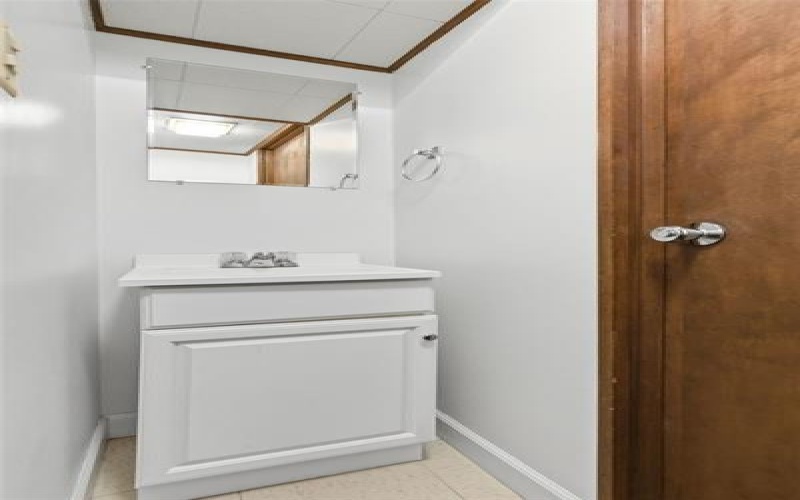 17 Martha Avenue, Jeannette, 15644, 3 Bedrooms Bedrooms, 6 Rooms Rooms,2 BathroomsBathrooms,Residential,For Sale,Martha Avenue,1753235