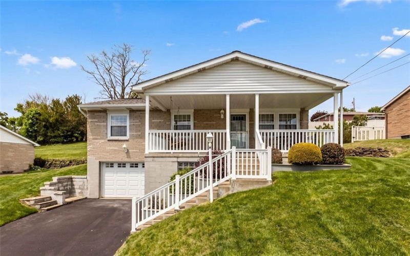 17 Martha Avenue, Jeannette, 15644, 3 Bedrooms Bedrooms, 6 Rooms Rooms,2 BathroomsBathrooms,Residential,For Sale,Martha Avenue,1753235